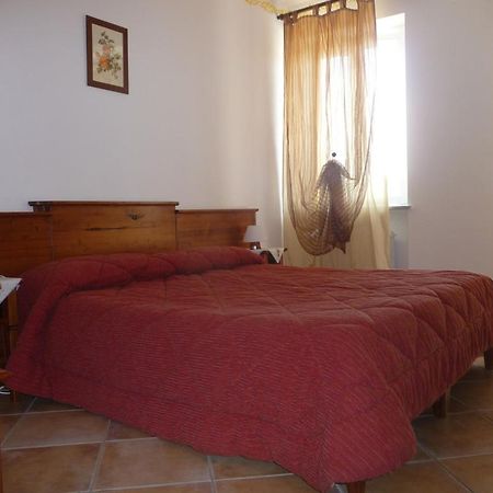Villa Agriturismo Cascina Vrona Monteu Roero Exterior foto
