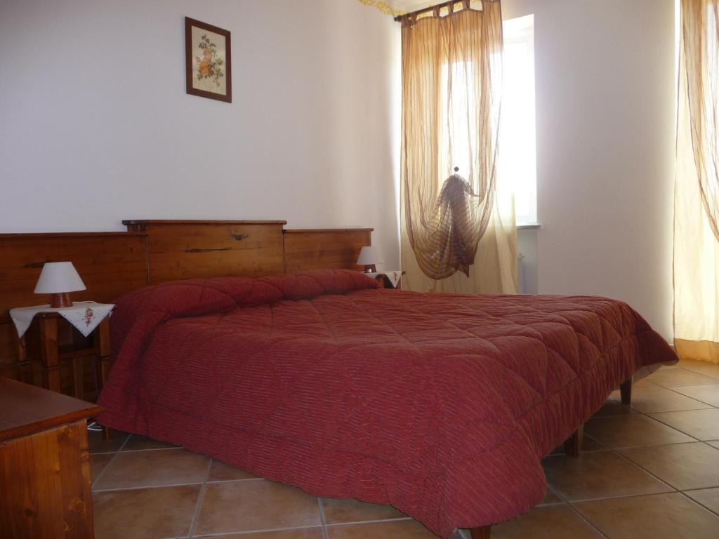 Villa Agriturismo Cascina Vrona Monteu Roero Exterior foto